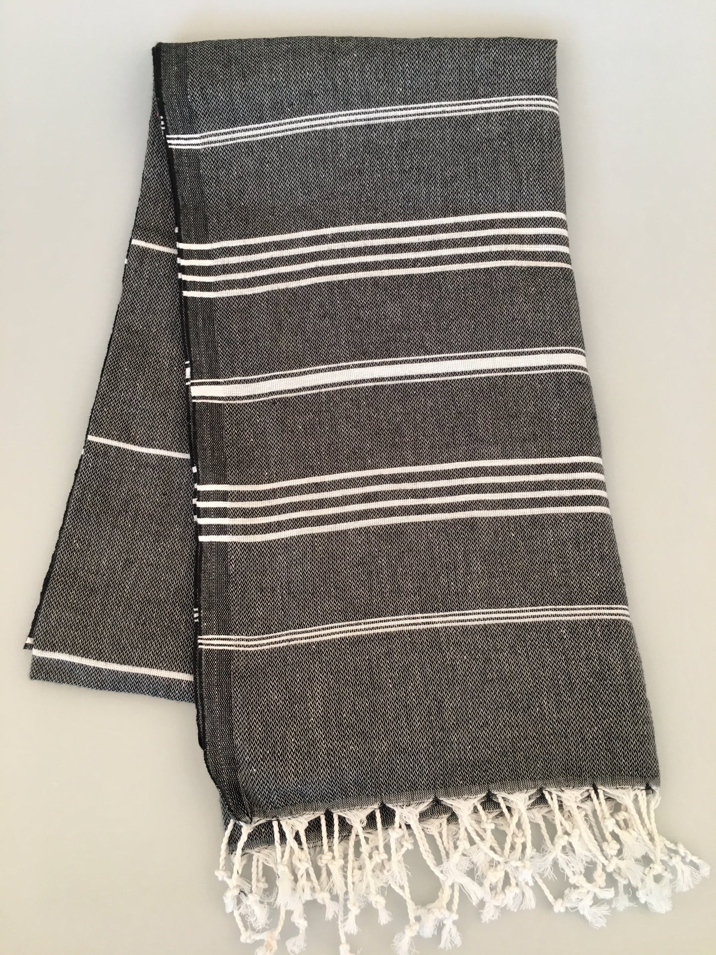 منشفة تركية أفرديسياز سلطان بشتمال (300 جم) مغسولة مسبقًا