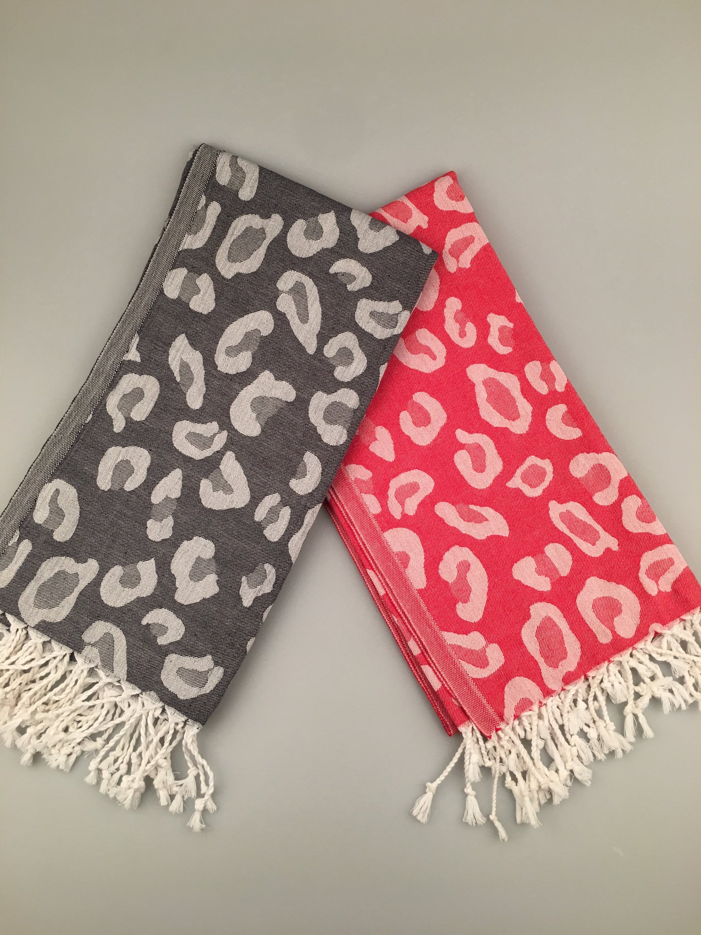 منشفة تركية إتنا جاكار بشتمال (300 جم / 400 جم)